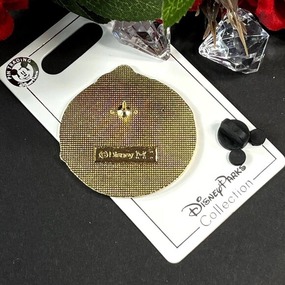 Disney Ariel Trading Pin Little Mermaid Waves Brooch Lapel Pin Badge Jewelry - Picture 3 of 6